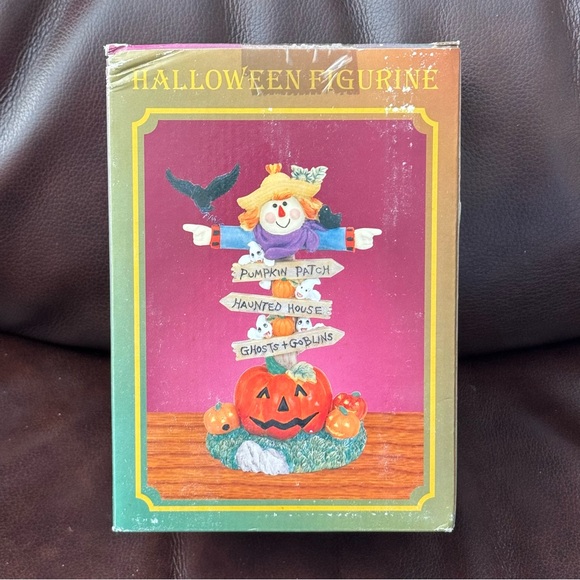 Scarecrow with Ghosts and Jack O’ Lanterns - Vintage Halloween Figurine - Picture 16 of 16
